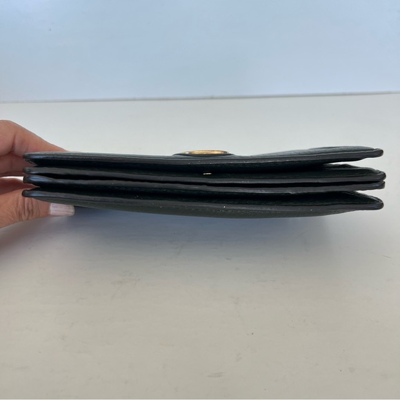 ♦️SOLD♦️TOUS Rose Collection Dark Green Pebbled Calfskin Leather Front Logo Flap - Picture 6 of 13